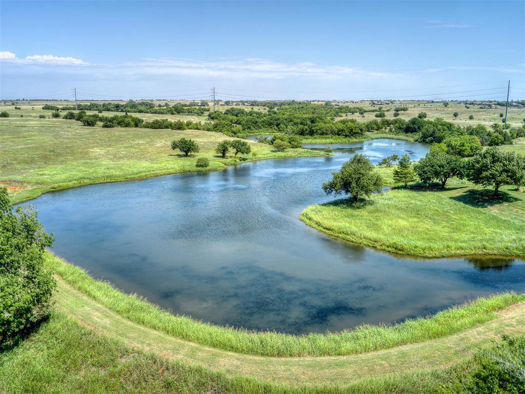 2805 NE Edmond RD, Piedmont, OK 73078
