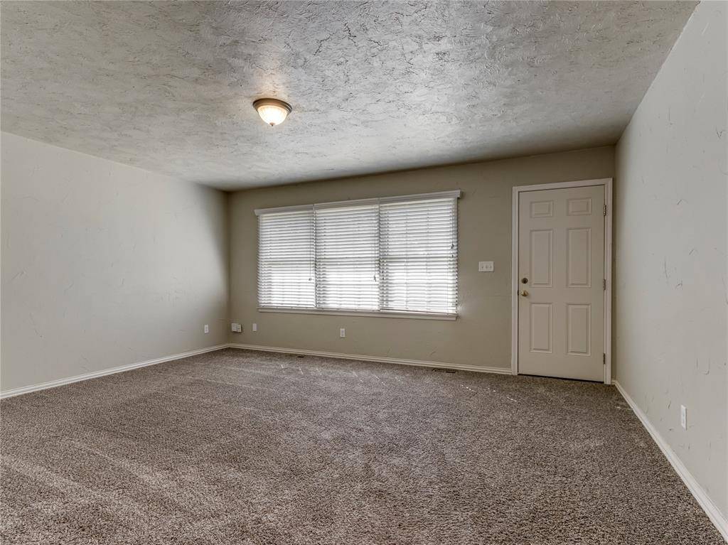 10216 Lyndon RD, Oklahoma City, OK 73120