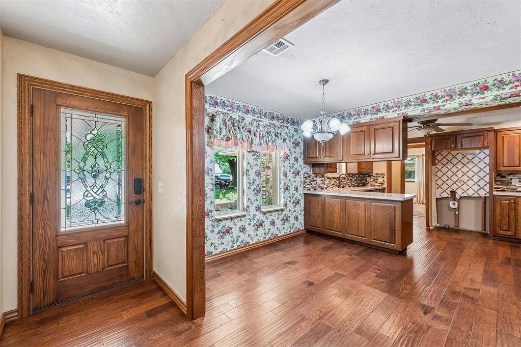1629 Exeter CT, Oklahoma City, OK 73159