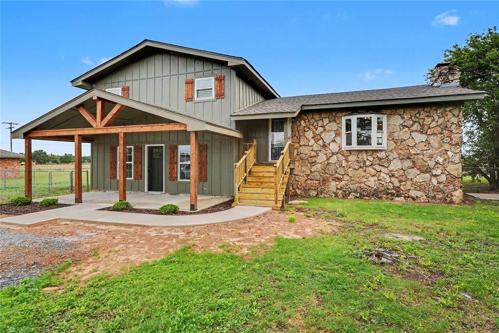 601 E Warren RD, Blair, OK 73526