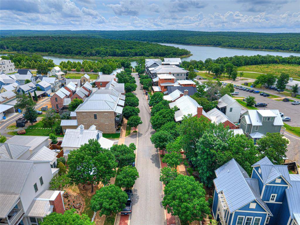 48 Park ST, Carlton Landing, OK 74432