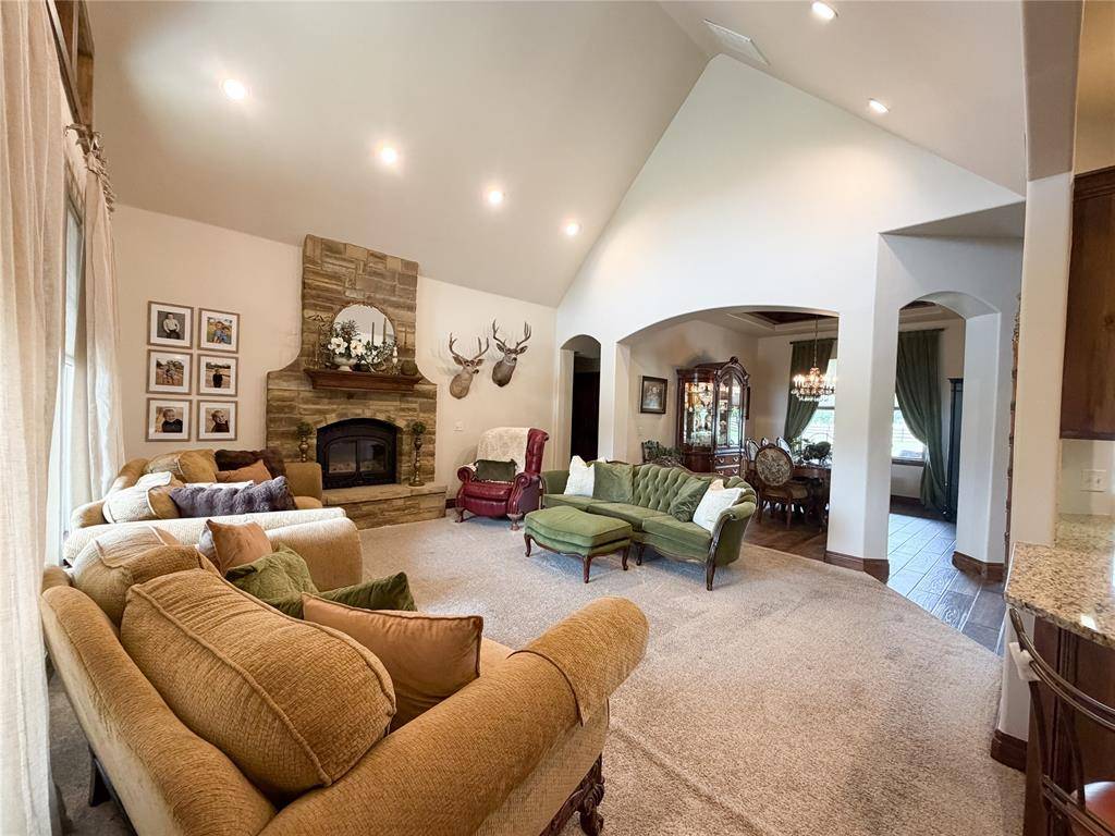 15284 S County Road 208, Blair, OK 73526
