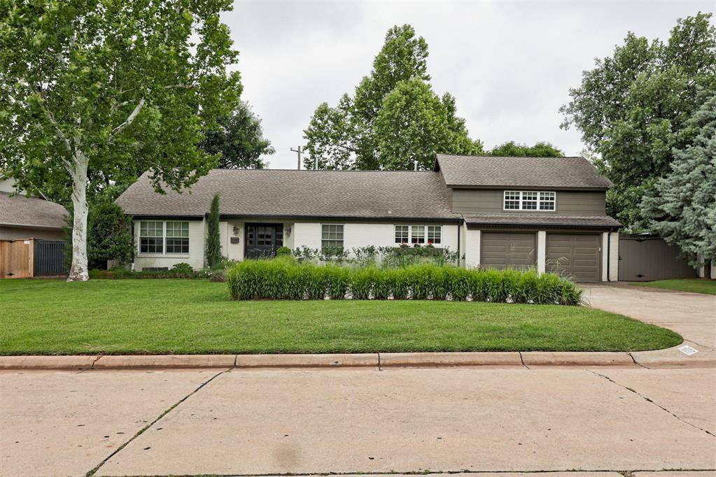 1118 Glenwood AVE, Nichols Hills, OK 73116