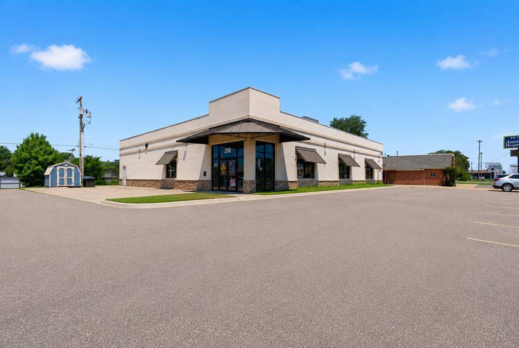 2113 S Air Depot BLVD, Midwest City, OK 73110