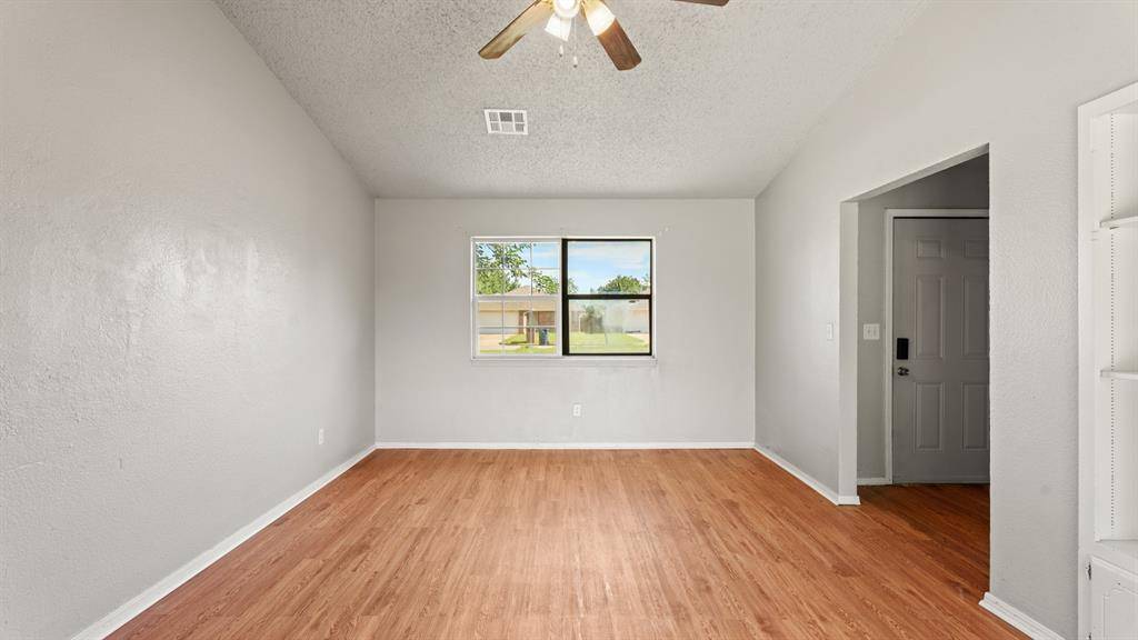 329 NW 120th ST, Oklahoma City, OK 73114