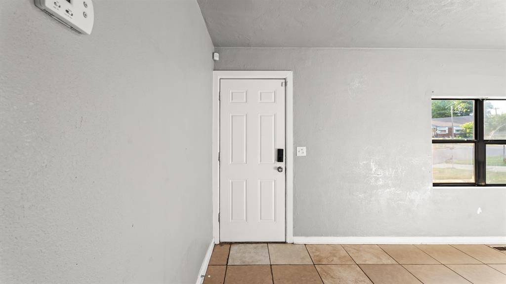 2212 Miramar BLVD, Oklahoma City, OK 73111