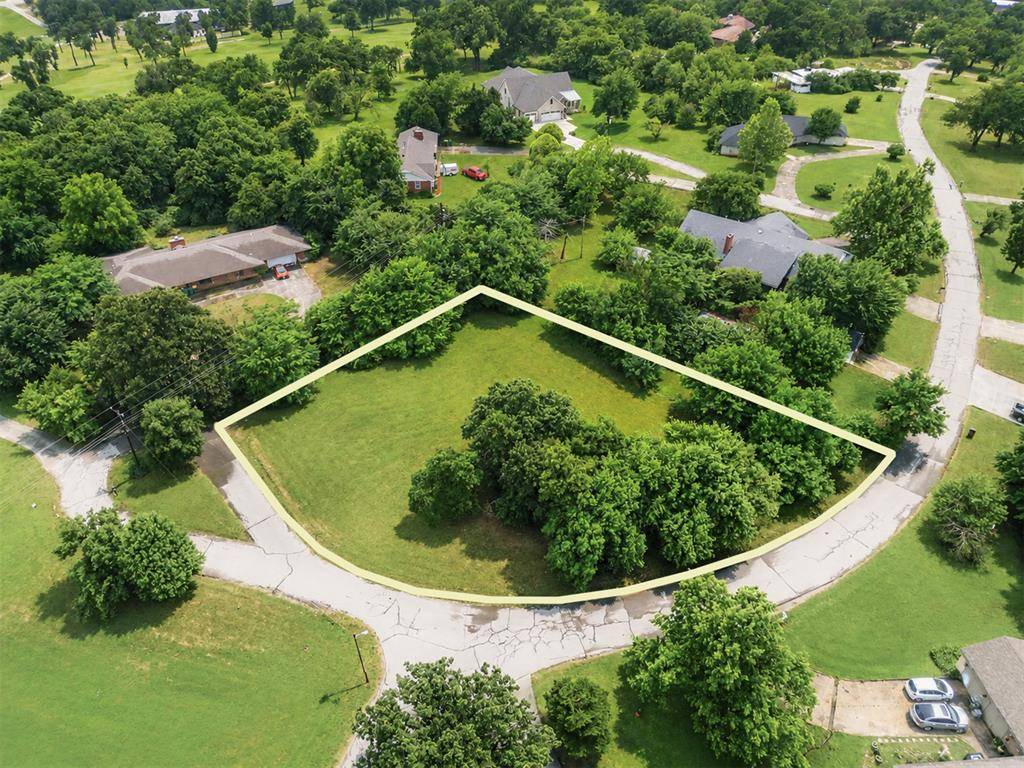 NE Norcrest DR, Forest Park, OK 73121
