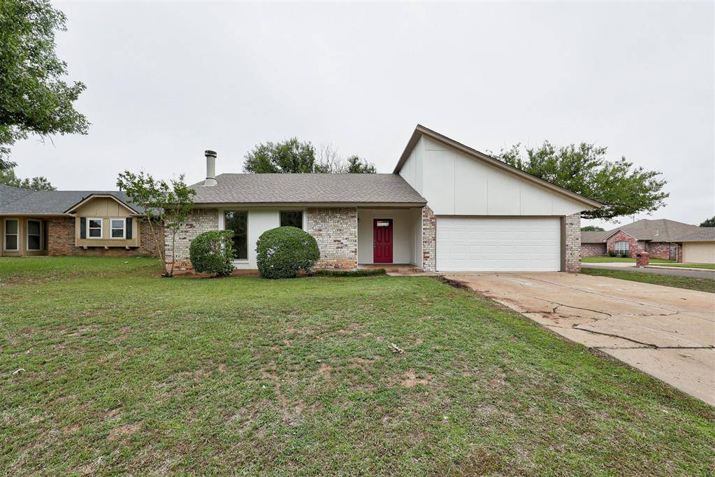 2712 Clover Glen DR, Edmond, OK 73013
