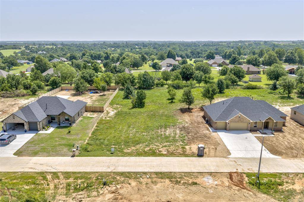 1952 cattle DR, Guthrie, OK 73044