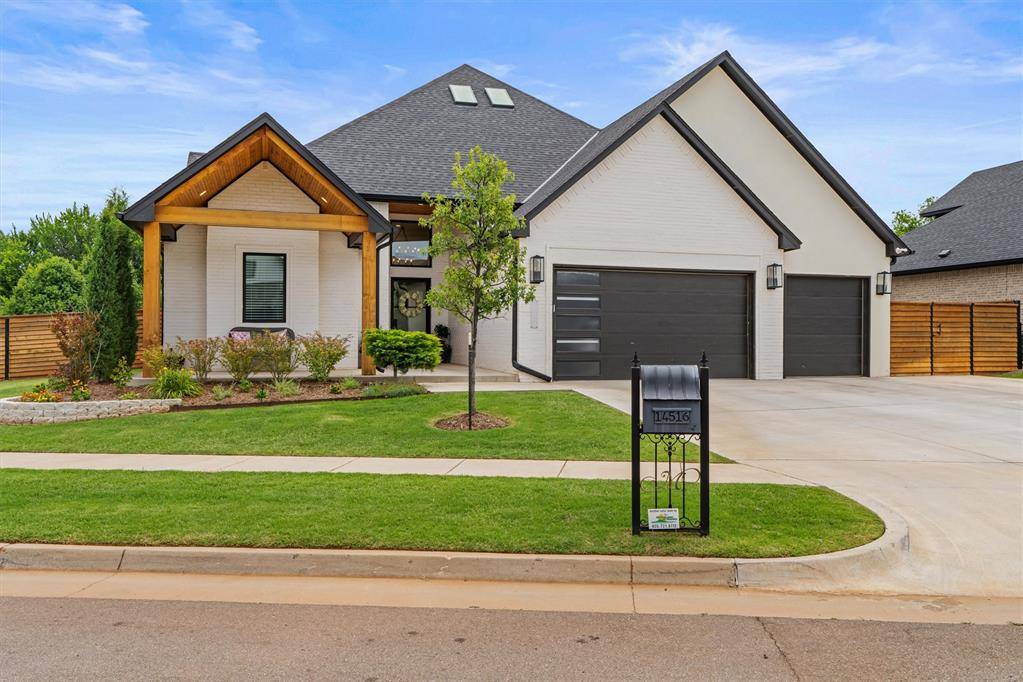 14516 N Chambord DR, Yukon, OK 73099