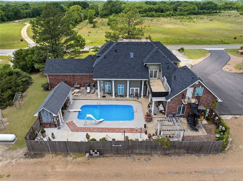 109192 N 3740 RD, Okemah, OK 74859