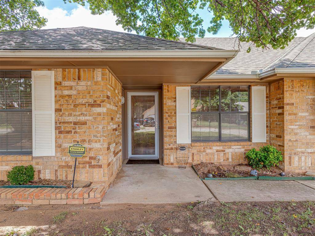 2608 Northwood LN, Edmond, OK 73013