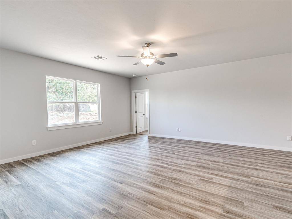 504 Cumberland DR, Guthrie, OK 73044