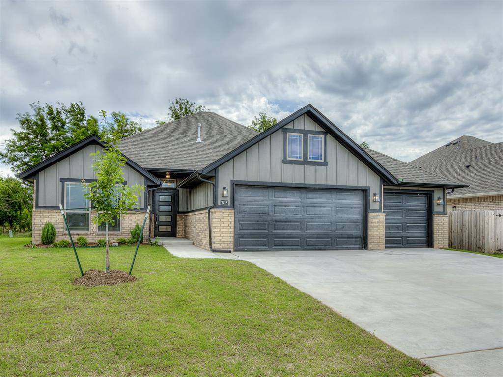 7516 Three Woods LN, Yukon, OK 73099
