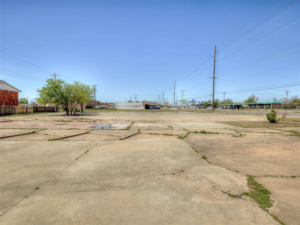 1212 SW 59th ST, Oklahoma City, OK 73109