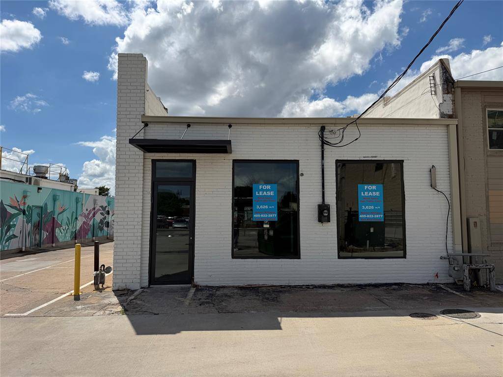116 S Broadway EXT, Edmond, OK 73034