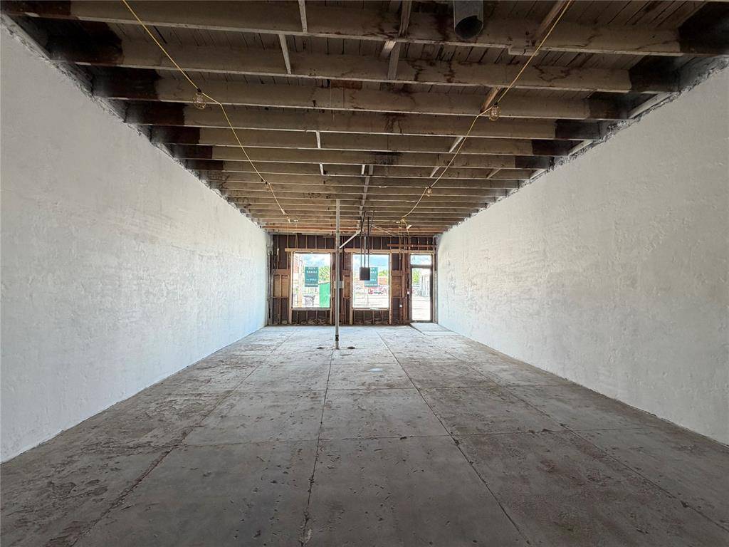 116 S Broadway EXT, Edmond, OK 73034