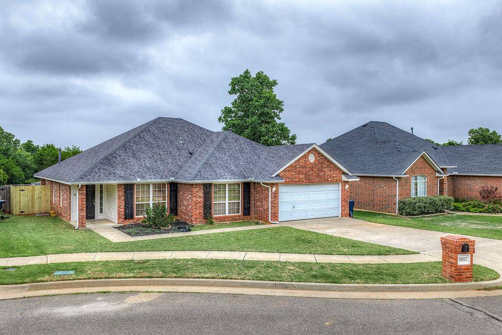 11017 NW 107th CIR, Yukon, OK 73099