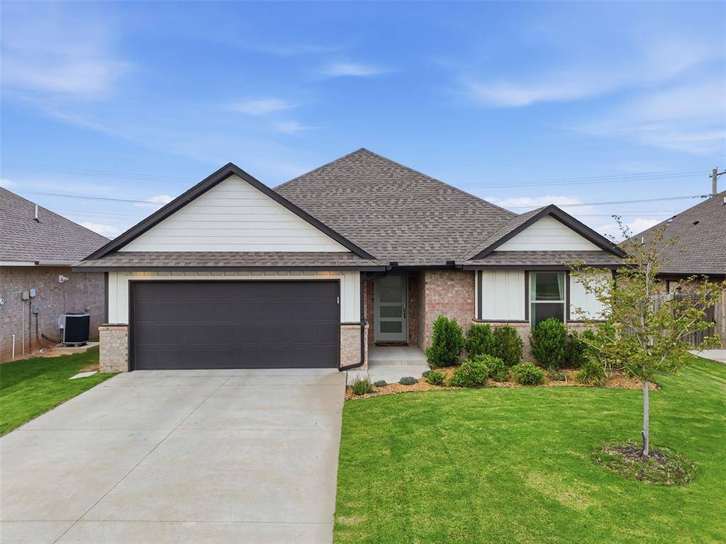 9005 NW 121st TER, Yukon, OK 73099