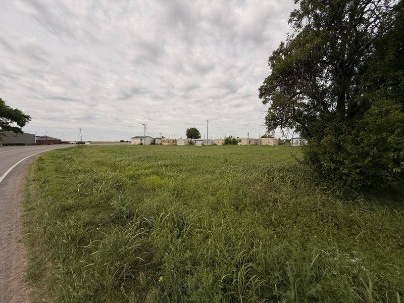 605 SW 4th ST, Tuttle, OK 73089