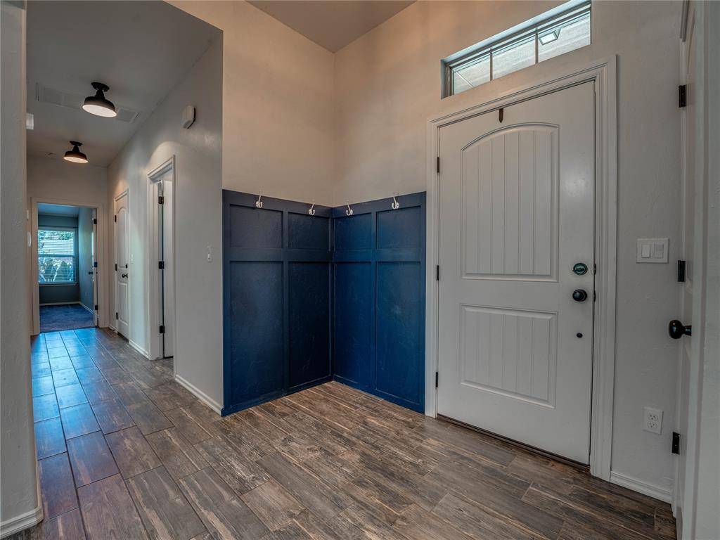 5865 Timberland XING, Guthrie, OK 73044