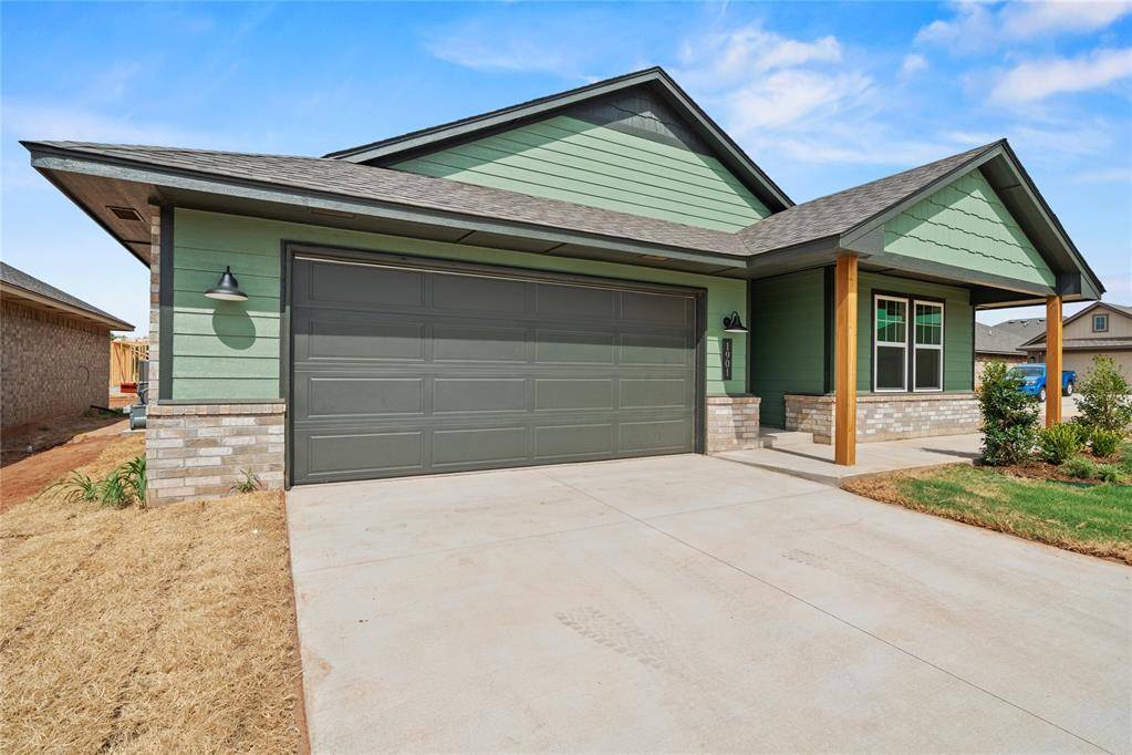 1901 Sage Valley TER, Yukon, OK 73099