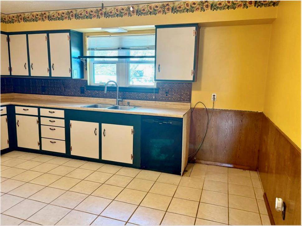 501 N Windle ST, Granite, OK 73547