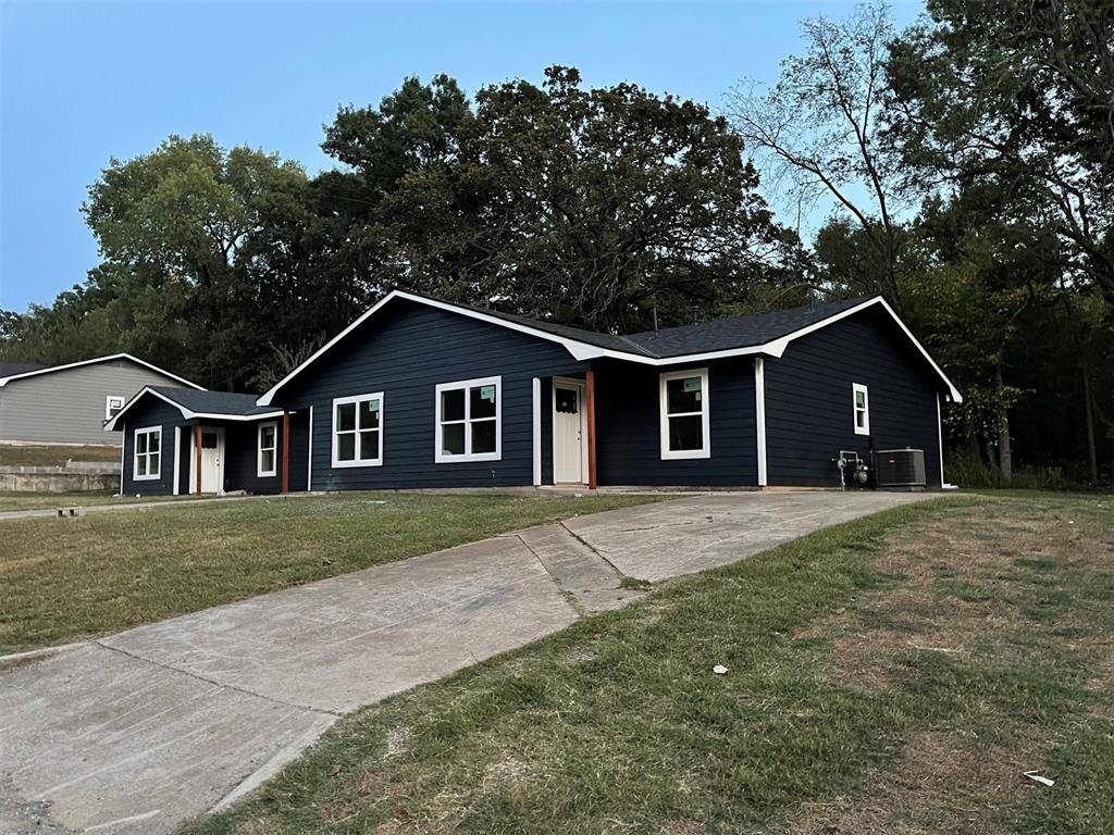 807 E Florida ST, Durant, OK 74701