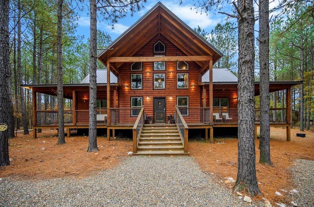338 LOST CREEK TRL, Broken Bow, OK 74728