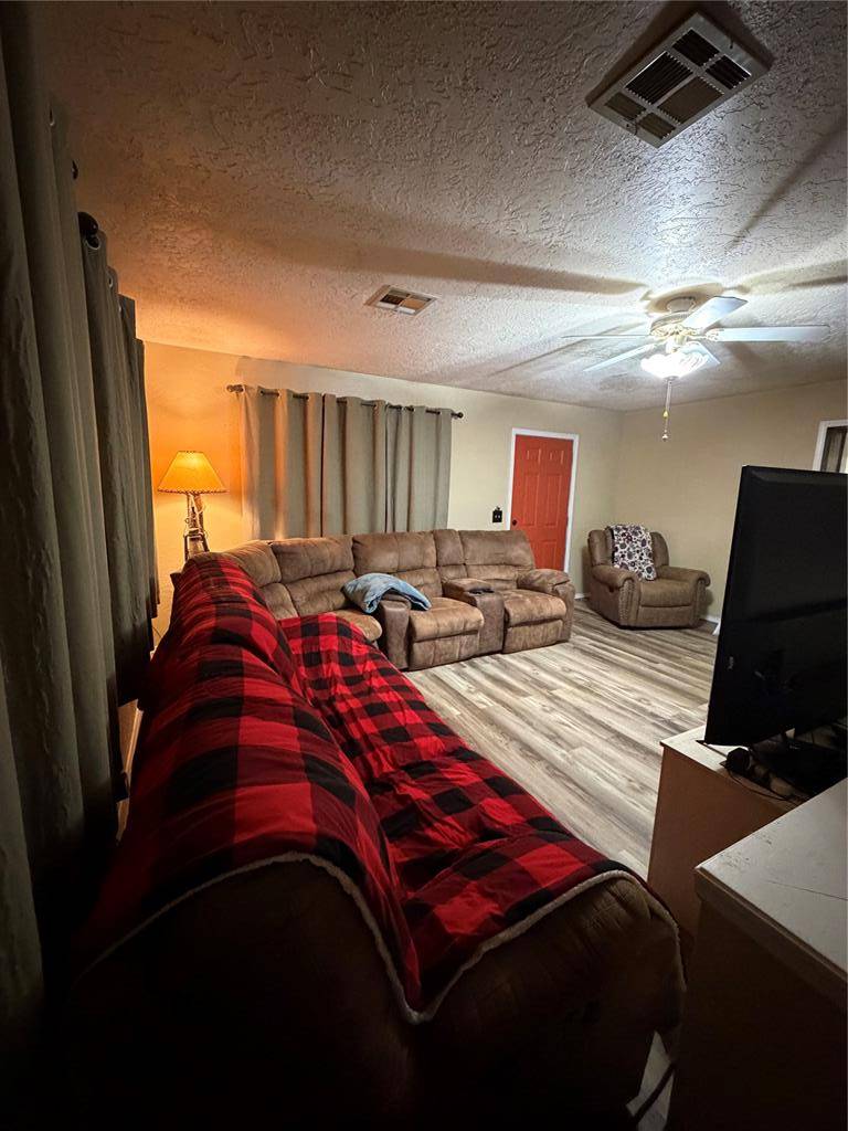 630 Town East 1st ST, Carnegie, OK 73015