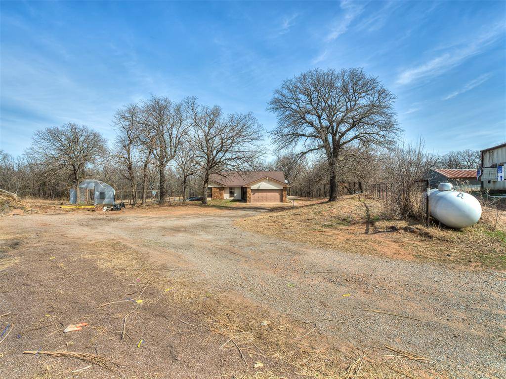 331210 E 1000 RD, Wellston, OK 74881