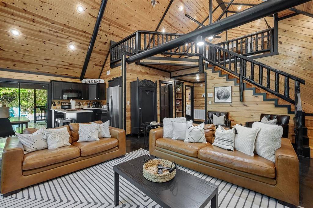 169 Driftcast RD, Broken Bow, OK 74728