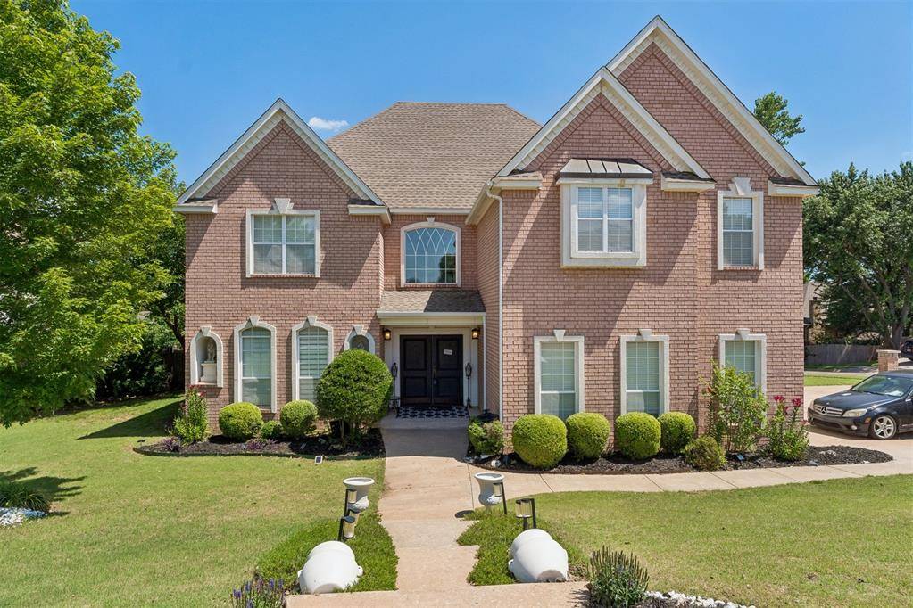 2600 Grand National DR, Edmond, OK 73034