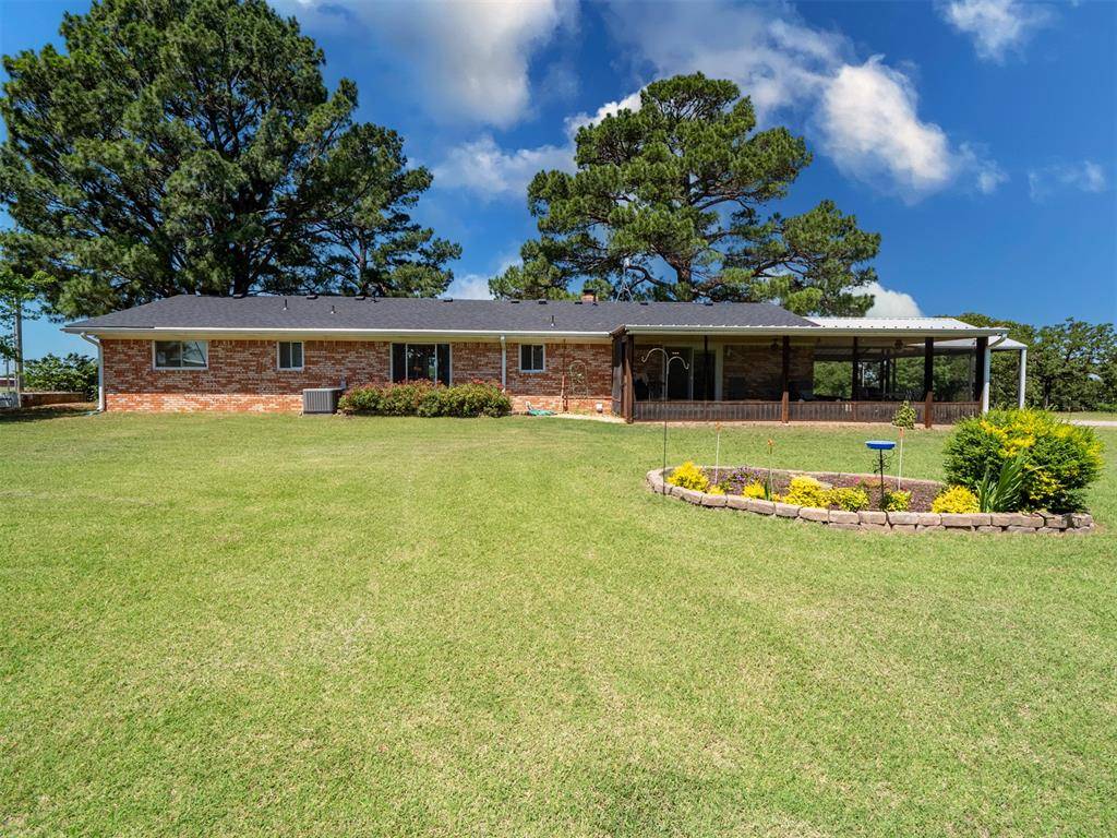 9613 S Highway 99, Prague, OK 74864