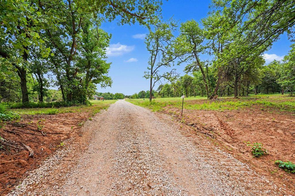 7654 Redbud TRL, Guthrie, OK 73044