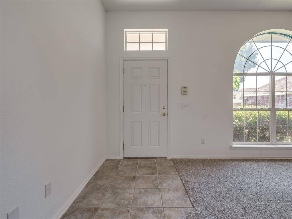 1600 Hazelwood DR, Norman, OK 73071