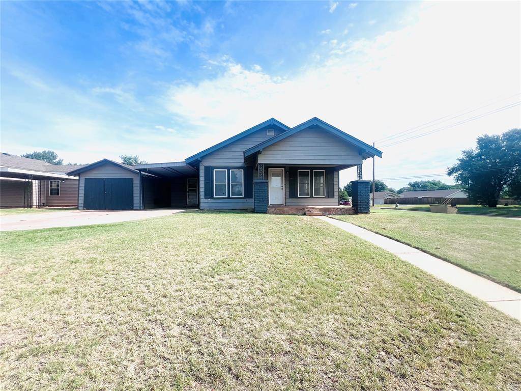 1101 W A AVE, Elk City, OK 73644