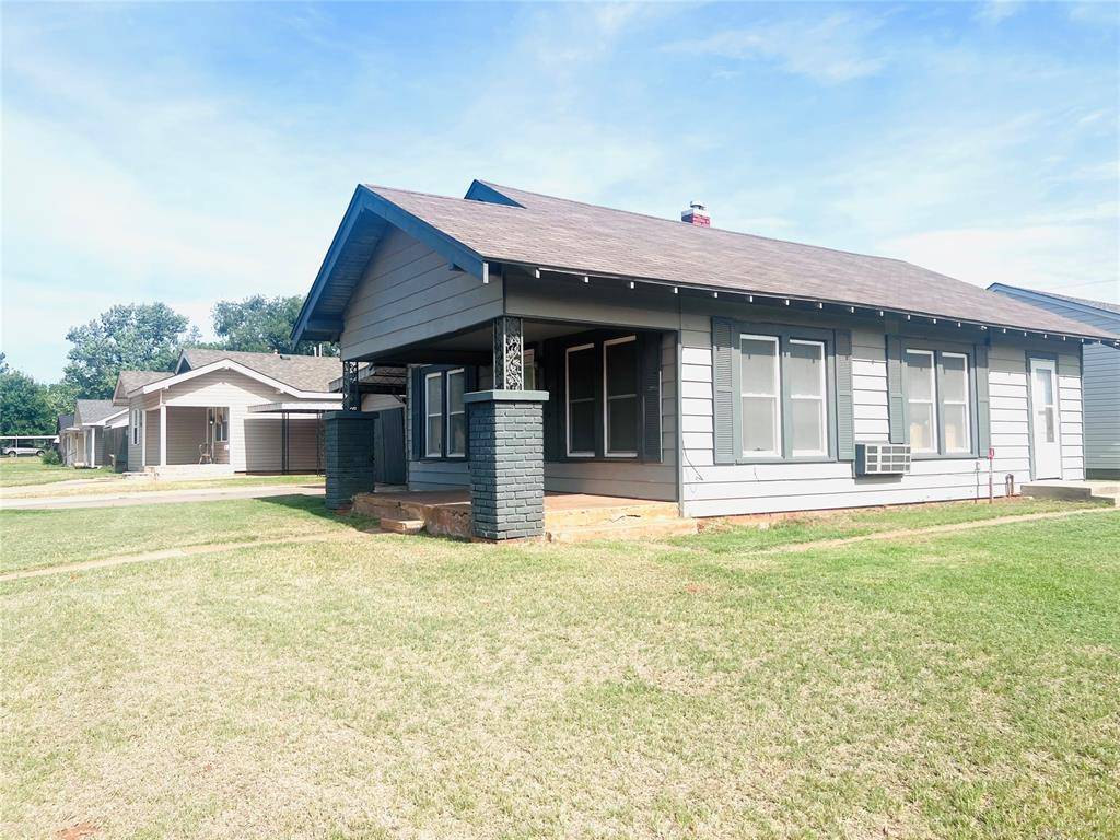1101 W A AVE, Elk City, OK 73644