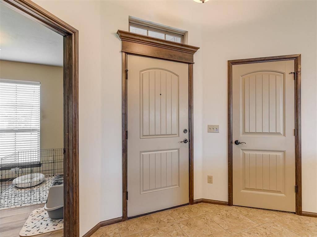 8709 SW 36th Ter, Oklahoma City, OK 73179