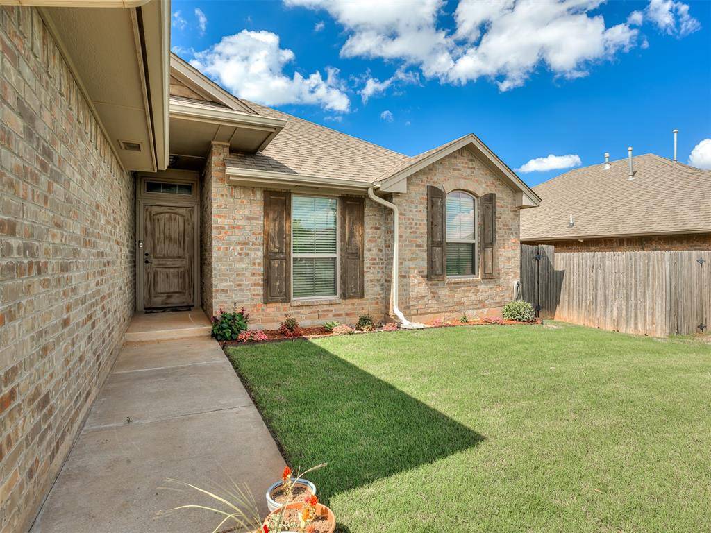 8709 SW 36th Ter, Oklahoma City, OK 73179