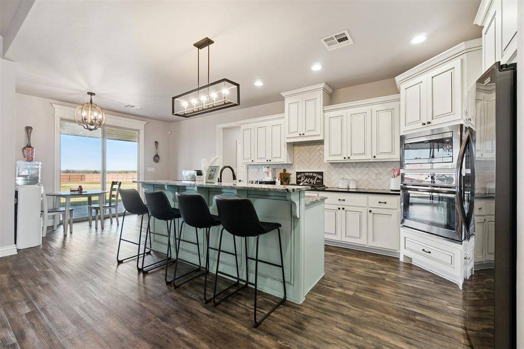 11564 Carefree LN, Shawnee, OK 74804