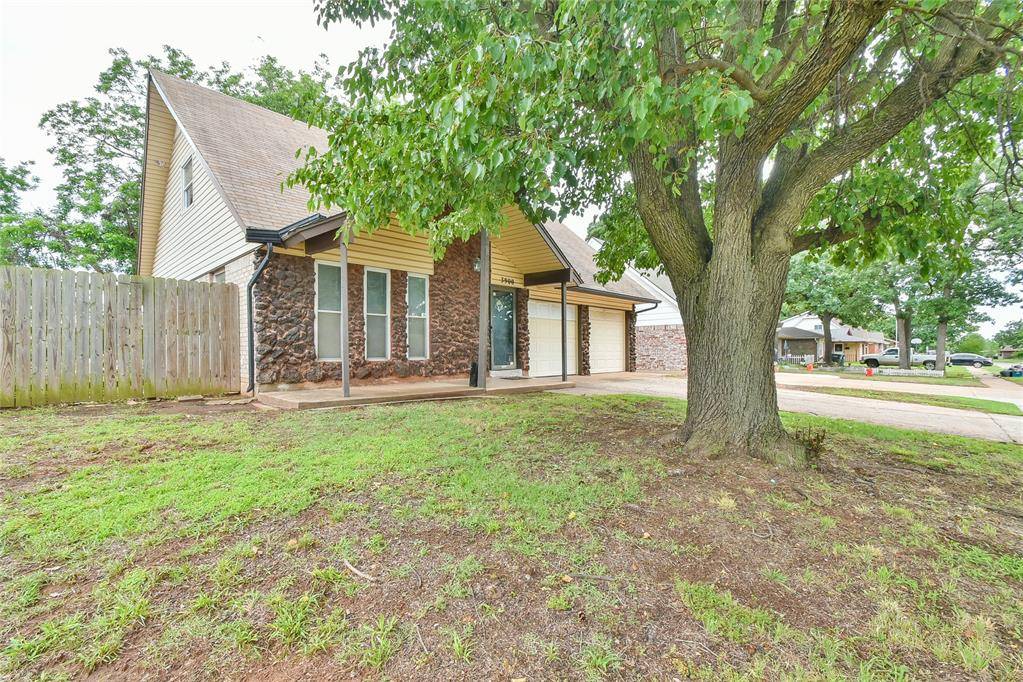 3900 Overland DR, Del City, OK 73115