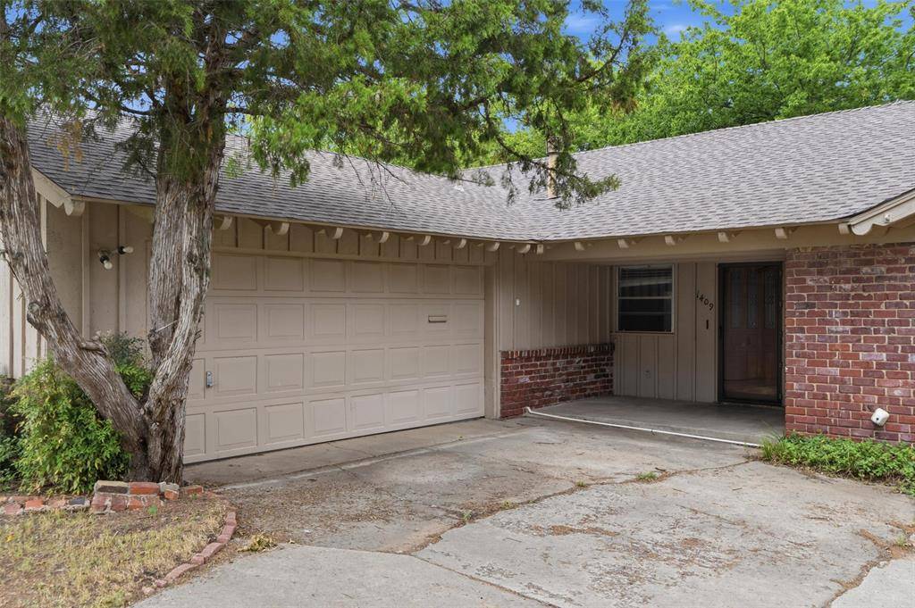 1409 NW 63rd RD, Nichols Hills, OK 73116