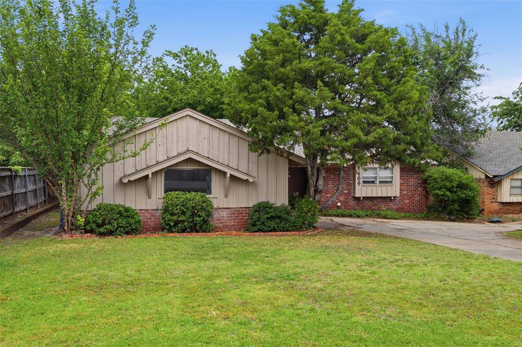 1409 NW 63rd RD, Nichols Hills, OK 73116