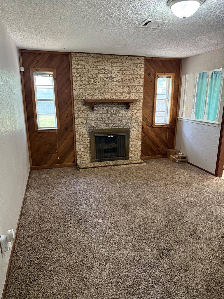 2901 NE Lakeview CIR, Lawton, OK 73507