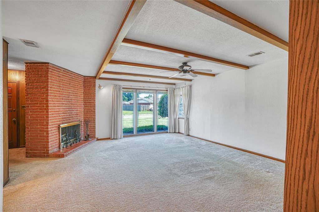 1909 N Flamingo LN, Altus, OK 73521