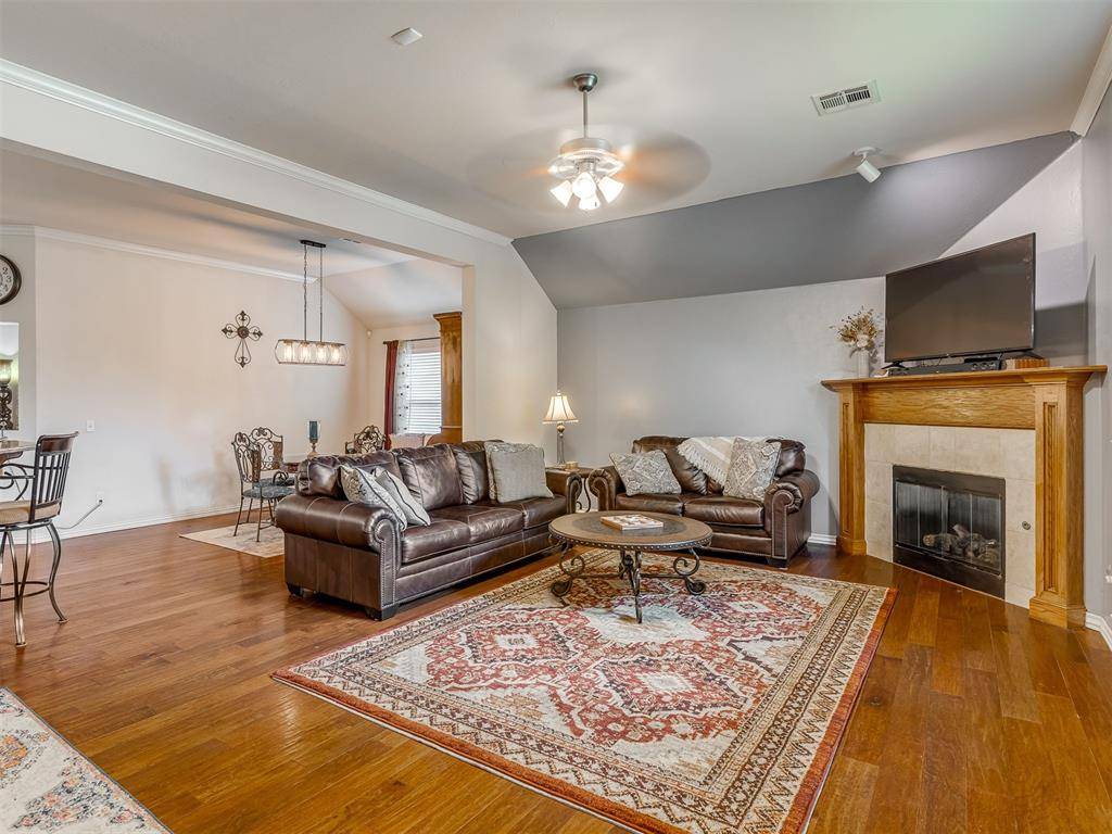 1205 NW 190th PL, Edmond, OK 73012