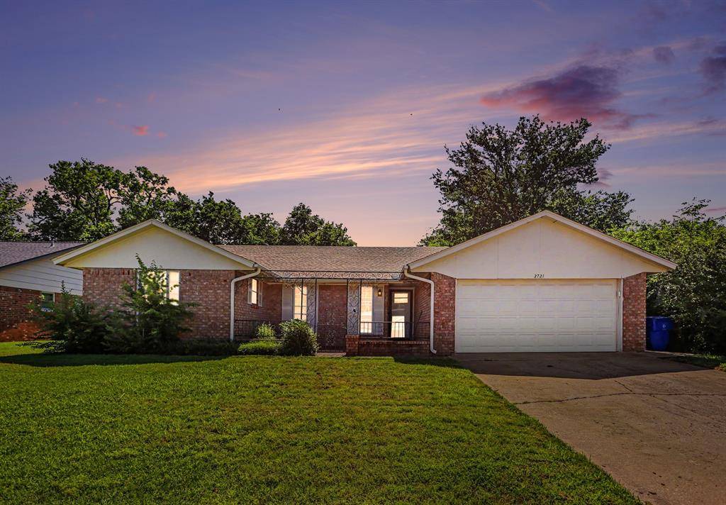 2721 Forest Oaks CIR, Norman, OK 73071
