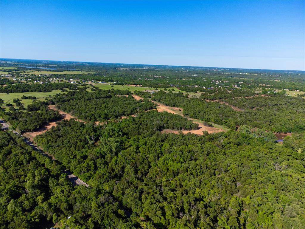 660 Simpson LN, Edmond, OK 73034