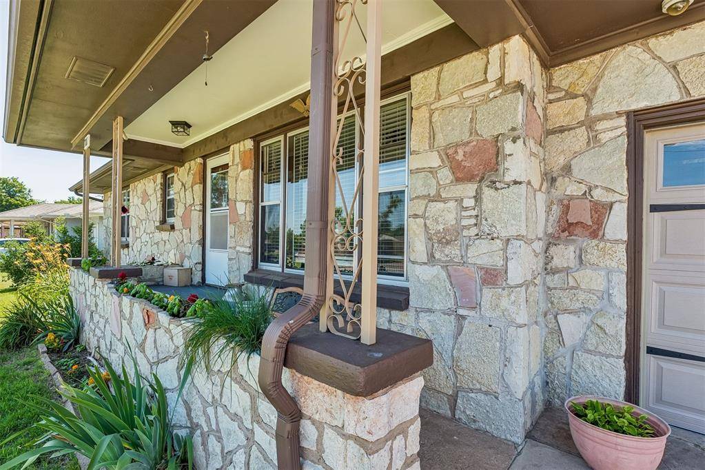 701 Thompson DR, El Reno, OK 73036